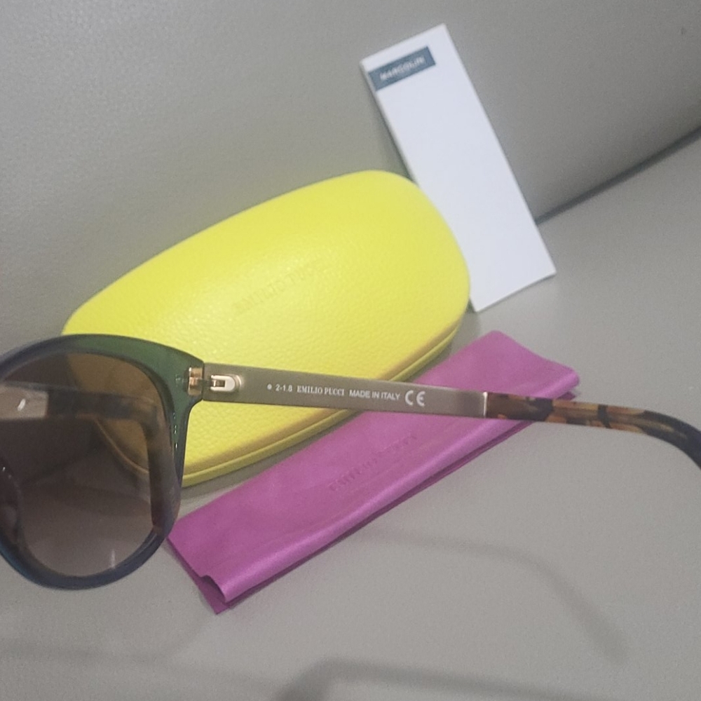 New Emilio Pucci Sunglasses $385 - Picture 4 of 7